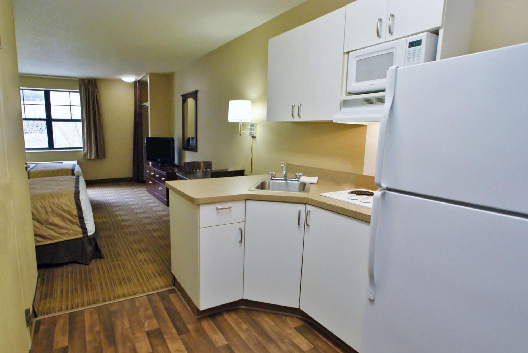 Extended Stay America Suites - Raleigh - Midtown エクステリア 写真