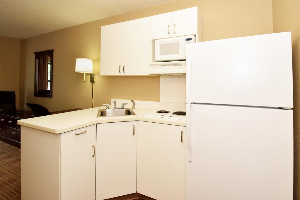 Extended Stay America Suites - Raleigh - Midtown エクステリア 写真